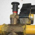 Gas pipe solenoid shut-off valve